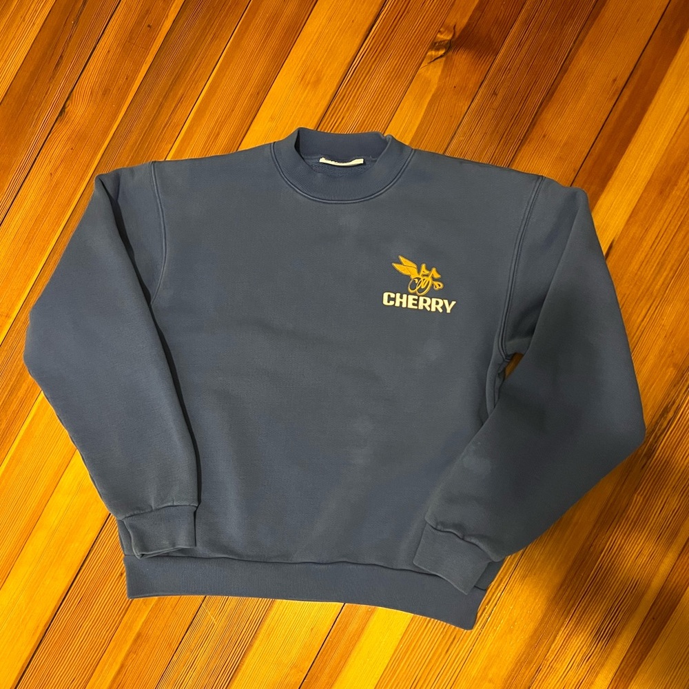 Cherry LA Los Angeles Airplane Mile High Crewneck S